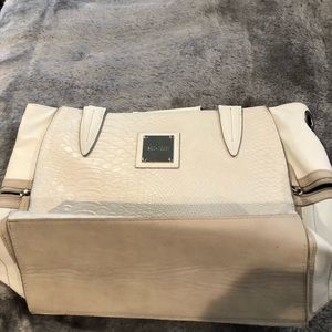 Miche purse shell, Lourdes